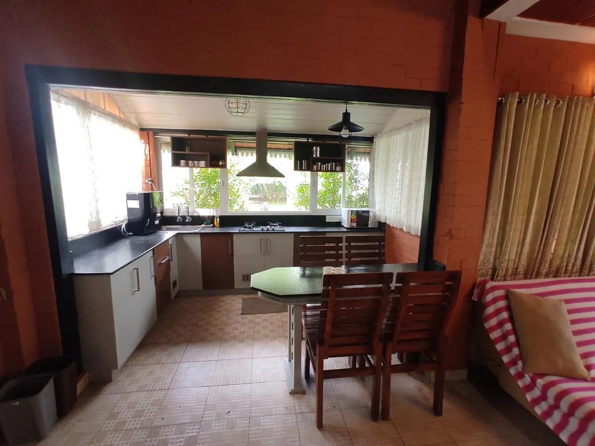 River Wild Cottage Athirappilly 0*,  Indien